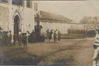 Máy chém trong Khám