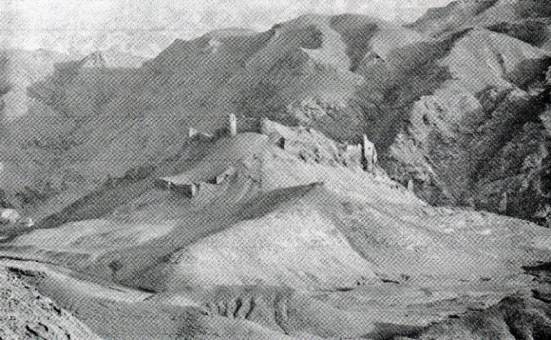 Một trong các pháo đài Assassin. Hình của David Nicolle.