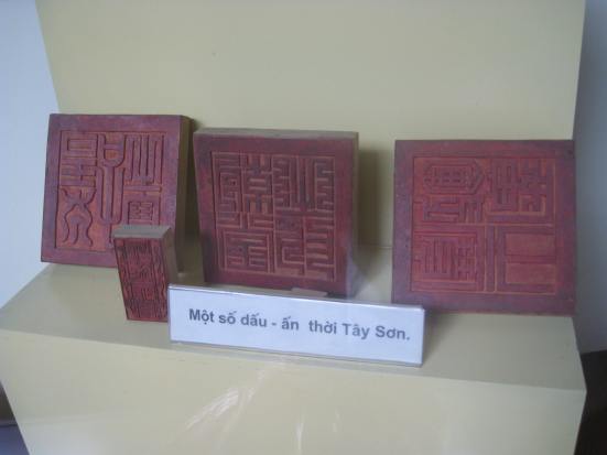 Nhà_Tây_Sơn,_dấu_ấn