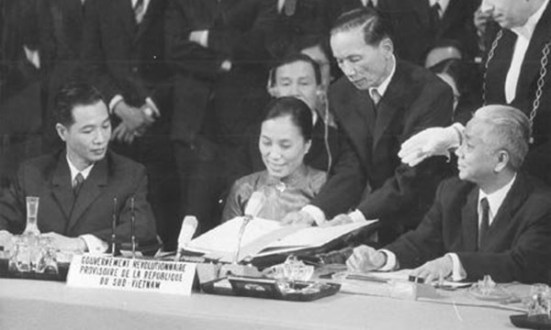 Bà Nguyễn Thị Bình tại Hòa đàm Paris