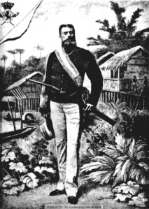 Hoàng Đế Marie de Mayréna oai vệ trong bộ triều phục do ông tự vẽ lấy.