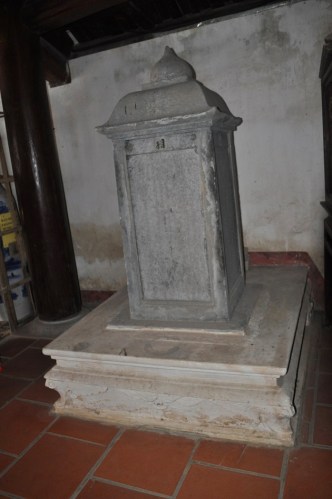 Ảnh 5: Bia chùa Trăm Gian(1927)