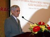 GS Nguyễn Ngọc Lanh nhận giải Nghiên cứu của Quỹ Văn hoá Phan Châu&nbsp;Trinh
