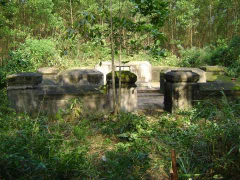 NghiBieuHauNguyenCuTrinh01