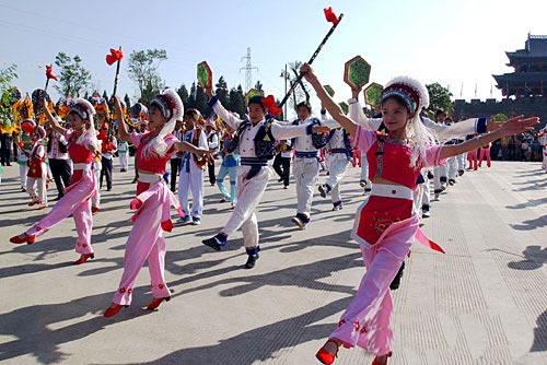 hu-thuc-dai-ly-nhat-duong-chi-hoang-de-tieu-dao-doan-chinh-minh