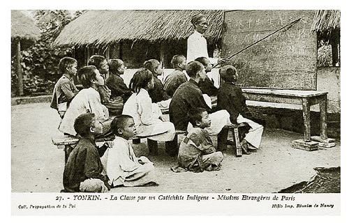 Lop_hoc_ngay_xua_Bao_Cong_Ly