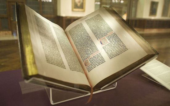 Gutenberg_Bible-NY_Public_Library_CC-BY-SA-2-0