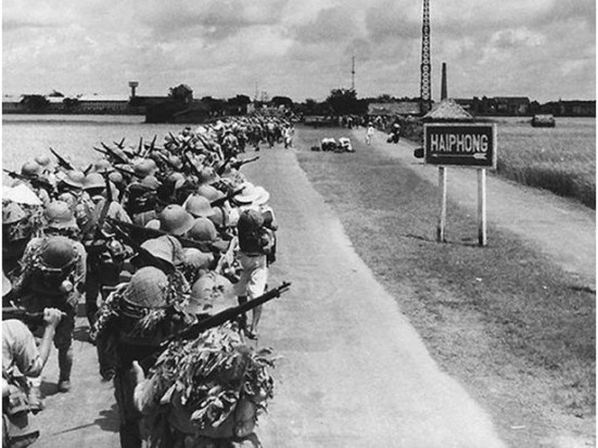 USprepares-7_19400922-Japan_invades_French_Indochina